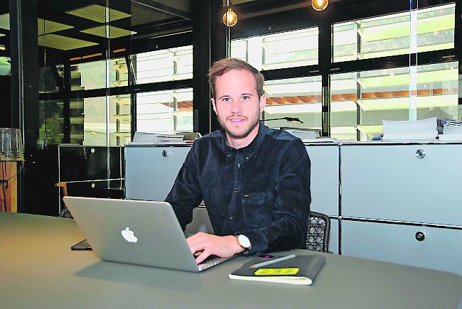 Emanuel Forny arbeitet selbst von einem Coworking Space aus.