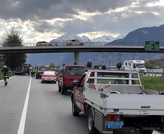 Tödlicher Autounfall auf der Rote d’Aproz. Polizei sucht Zeugen.