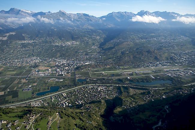 Die Kantone Wallis und Jura lehnen den Kompromiss ab, auf den sich Kantone und der Bund geeinigt hatten. 