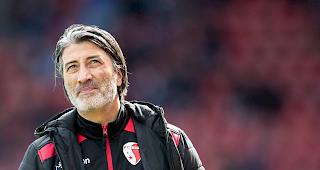 Sportliche Talfahrt. Der FC Sitten trennt sich von Trainer Murat Yakin und gibt ihm gem&auml;ss Mitteilung &laquo;vorzeitige Ferien bis zum Ende der Saison&raquo;.