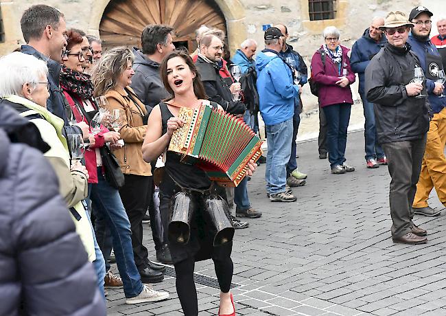 Schnappschüsse der sechsten Ausgabe der Leuker KulTour.