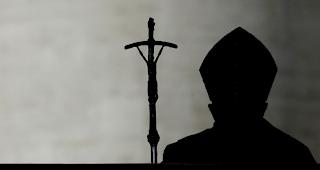 Die katholische Kirche wird seit Jahrzehnten von Missbrauchsskandalen ersch&uuml;ttert. Die Skandale schlagen in vielen L&auml;ndern hohe Wellen.