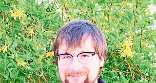 Raumplaner. Sebastian Arnold ber&auml;t Gemeinden bei der  Umsetzung des RPG.Foto zvg