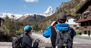 Ohne Strom. Das ganze Dorf ist betroffen. 