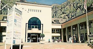 Umzug. Die Physiotherapieschule z&uuml;gelt im Sommer 2020 vom Leukerbadner Rathaus in die ehemaligen R&auml;umlichkeiten der Klinik f&uuml;r Neurologie.Foto wb