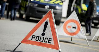 Weil Ger&ouml;ll droht hinabzust&uuml;rzen, bleibt die Strasse Rumeling-Inden-Leukerbad vorl&auml;ufig gesperrt.