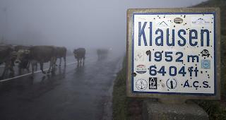 Wegen der riesigen Schneemengen, die immer noch im Hochgebirge liegen, &ouml;ffnen in diesem Jahr viele P&auml;sse sp&auml;ter als &uuml;blich.