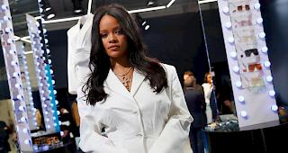 Erfolgreich. Rihanna gilt als reichste S&auml;ngerin der Welt. Ihr Verm&ouml;gen wird auf 600 Millionen Dollar gesch&auml;tzt.