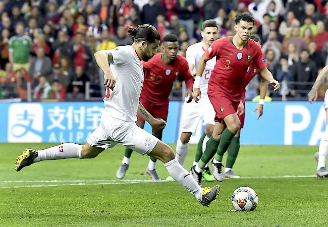 Der zwischenzeitliche Ausgleich. Ricardo Rodriguez traf vom Elfmeterpunkt. Foto Keystone