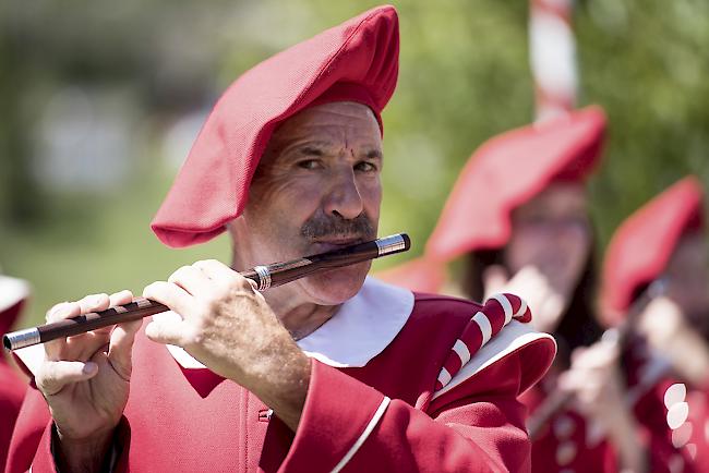 Oberwalliser Tambouren- und Pfeiferfest. 