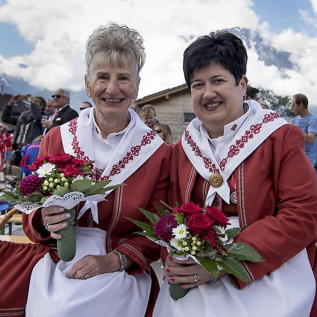 Monika (74) und Karin (52), Brigerbad.