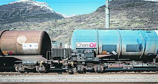 Seit dem Fahrplanwechsel 2017 gibt es f&uuml;r die Transporte des sehr giftigen Chlorgases einen Sonderzug pro Woche ins Wallis. 