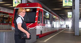 Kundenfreundlichkeit. Katharina R&ouml;sti sagt: &laquo;Die Fahrg&auml;ste sp&uuml;ren schnell, ob jemand mit Herzblut dabei ist oder nicht.&raquo;