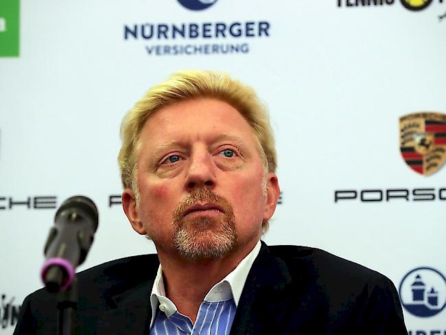 Das ehemalige Tennis-Ass Becker war 2017 von einem britischen Gericht für insolvent erklärt worden. Mit dem Erlös aus der Versteigerung soll Geld für die Gläubiger eingetrieben werden.