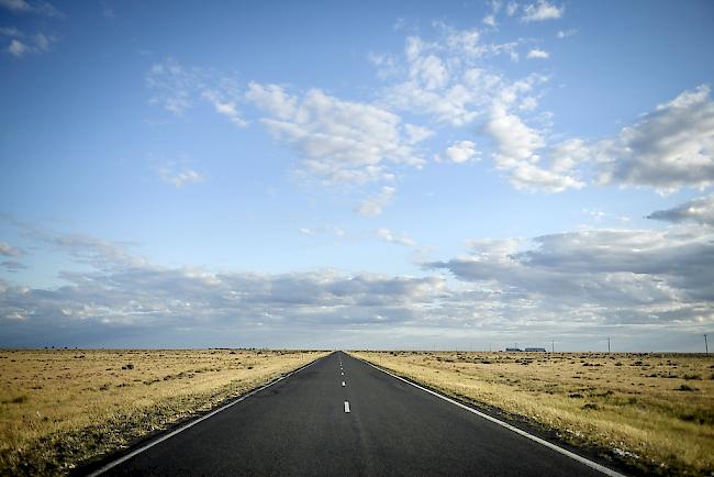 Vier Kinder und Jugendliche haben sich in Australien das Auto eines Elternteils geschnappt und sind damit 1000 Kilometer durch den Kontinent gefahren.