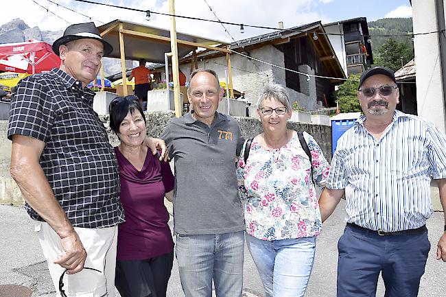 Silvio (63) und Zita (64) Mathieu aus Varen, Kurt Plaschy (55) aus Inden, Beatrice (66) und Markus (70) Brochet aus Varen.