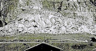 1947 kam es zur Katastrophe. Munition und Sprengstoff detonierten im Lager Mitholz. Das Dorf wurde zerst&ouml;rt, neun Menschen starben.