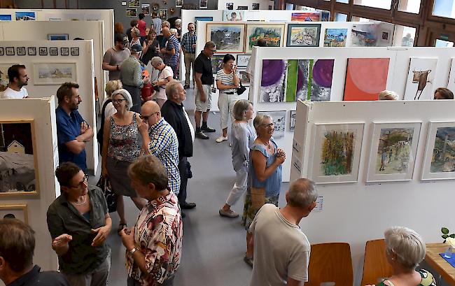 Impressionen vom ersten Tag des Kunstfestivals Bellwald.