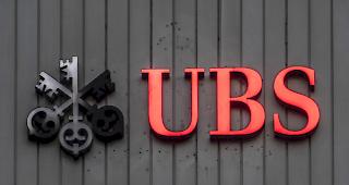 Schweizweit bietet UBS j&auml;hrlich rund 300 neue Lehrstellen sowie rund 200 Ausbildungspl&auml;tze f&uuml;r Maturanden an. (Symbolbild)