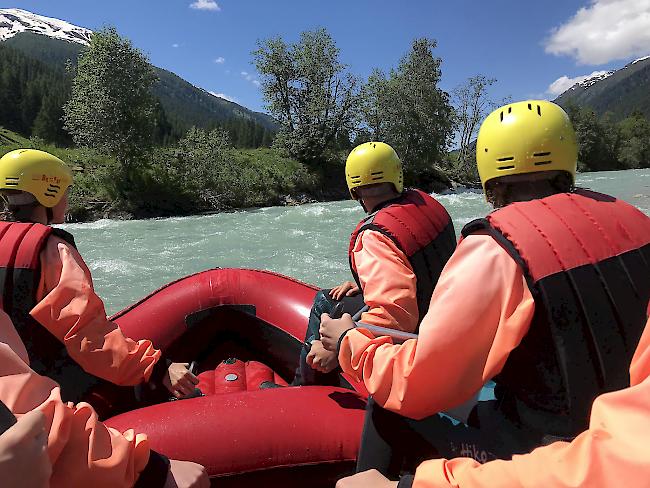 Sicherheit an erster Stelle. Trotz Action und Adrenalin ist die Gefahr beim River Rafting kontrollierbar.