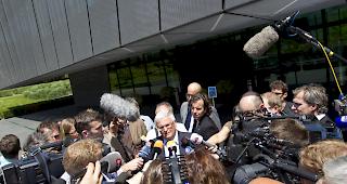 Der ehemalige DFB-Pr&auml;sident Theo Zwanziger setzt sich gegen die Vorw&uuml;rfe der Schweizerischen Bundesanwaltschaft zur Wehr.