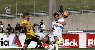 Vor dem Spiel in Bernex gegen den Signal FC provozierten Vermummte reisende Thuner Fans in Spiez und blockierten deshalb einen Zug.