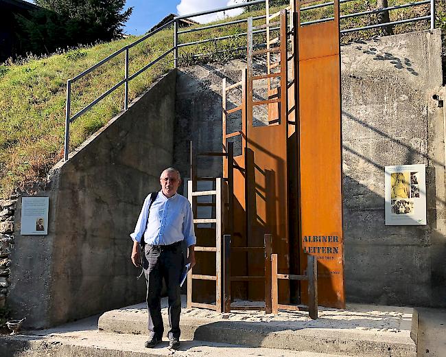 Pfarrer Jean-Marie Perrig hob bei der Einsegnung die Bedeutung und Wichtigkeit von Leitern hervor.