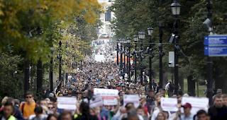 Kundgebung am Samstag in Moskau. Die Polizei hielt sich zur&uuml;ck. 