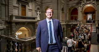 Aufw&auml;rts. Die Wiederwahl w&auml;re die vorl&auml;ufige Kr&ouml;nig der Politkarriere von Philipp Matthias Bregy.