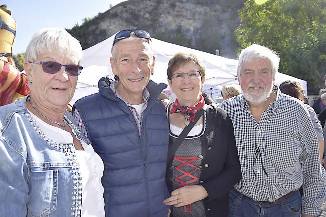 Annelise (61) und Oswald Lambrigger (70), Naters, Doris (68) und Egon Gruber (71), St. Niklaus.