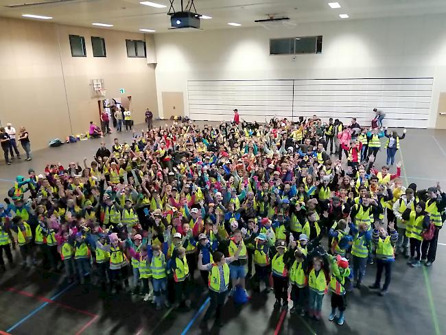 Schulkinder im Alter von 6 bis 15 Jahren haben am vergangenen Dienstag am Clean-Up-Day teilgenommen. 