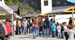 Impressionen vom Munder Safranmarkt.