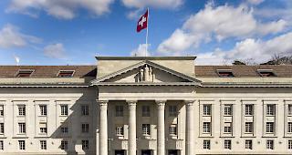 Der damals 15-J&auml;hrige stand gem&auml;ss Urteil mit dem Messer vor seinem Ausbildner, z&ouml;gerte aber zuzustechen.