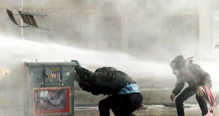 Der Gesetzesvorentwurf zum Vermummungsverbot bei Sportveranstaltungen geht in die Vernehmlassung. Stellungnahmen sind bis am 29. November einzureichen.