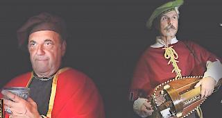 2 von 26. 26 Figuren machen Mittelalter erlebbar.Foto zvg