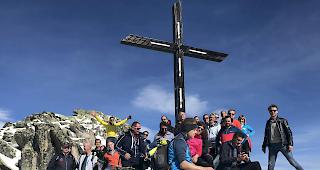 Eine Delegation des Unesco-Welterbes der Dolomiten...