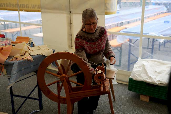 Impressionen vom zweiten Alp- und Bergproduktemarkt Oberwallis am Samstag im Landwirtschaftszentrum Visp.