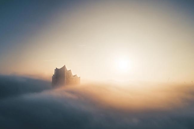 PR-Bild des Jahres Deutschland: «Elbphilharmonie im Nebel».