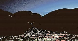 Strom sparen. Die Gemeinde Visp hat seit 2015 &uuml;ber eine Million Franken investiert, um die Beleuchtung auf LED umzustellen und  den Stromverbrauch damit letztlich um bis zu 45 Prozent zu reduzieren.Foto PETER SALZMANN