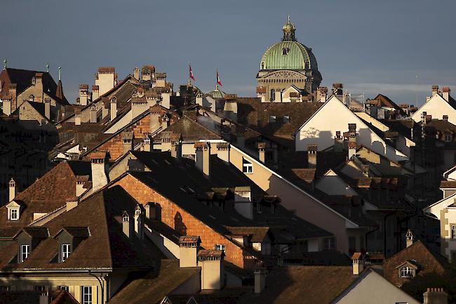 Der Bund schreibt seit Jahren stattliche Überschüsse. 2018 waren es 2,9 Milliarden Franken gewesen. Für dieses Jahr sollen es 2,8 Milliarden sein.