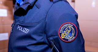 Am fr&uuml;hen Freitagnachmittag ist in einem Hotelzimmer in Z&uuml;rich ein toter Mann aufgefunden worden. Die Polizei geht von einem T&ouml;tungsdelikt aus. 

