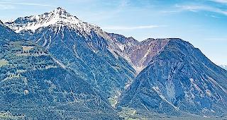 Blick auf den Illgraben von Guttet-Feschel aus.
