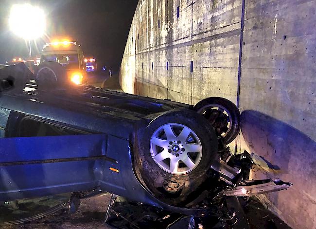 Schwerer Unfall. Ein 54-jähriger Walliser kam dabei ums Leben.