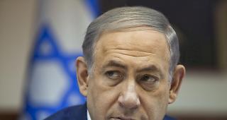 Sollte er wegen Bestechlichkeit verurteilt werden, drohen Netanjahu bis zu zehn Jahre Haft. Im Falle einer Verurteilung wegen Betrugs und Untreue w&auml;re die H&ouml;chststrafe drei Jahre Gef&auml;ngnis.