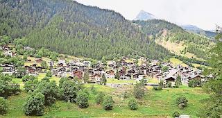 Wurzelraumkl&auml;ranlage in Wiler. Der Prozess rund um die L&ouml;tschentaler ARAs kostete bisher  sehr viel Geld.Foto mengis media