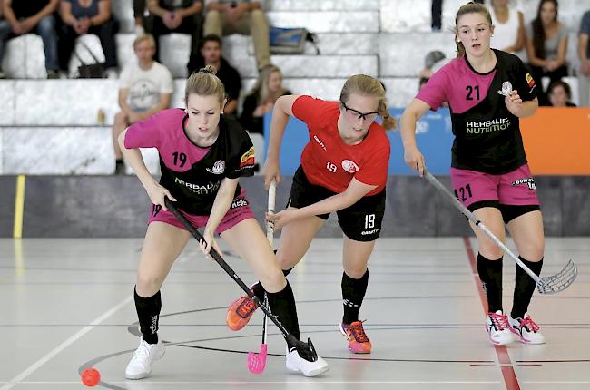 In einer emotionsgeladenen Partie verlieren die UHC Visper Lions mit 3:4 nach Verlängerung gegen die Hot Chilis Rümlang-Regensdorf.
