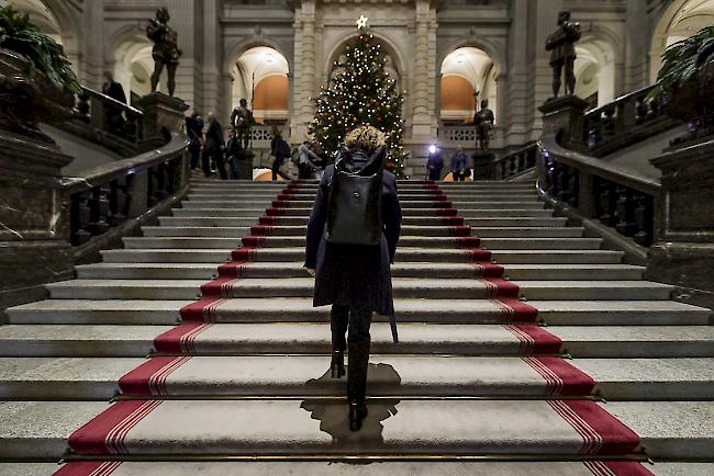 Bern, 2. Dezember 2019. Marianne Maret kommt im Bundeshaus an – ein steiler Weg. 