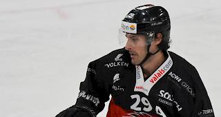 Der Matchwinner. Mark Van Guilder erzielte alle drei Visper Tore.