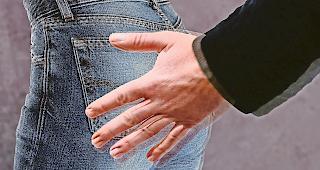 Die Staatsanwaltschaft Oberwallis ermittelt gegen einen Lehrer der OMS in Brig wegen mutmasslicher sexueller Bel&auml;stigung.