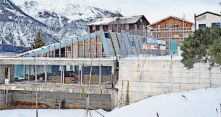 Die Abbrucharbeiten beim Hallenbad des &laquo;Bellevue&raquo; wurden eingestellt.